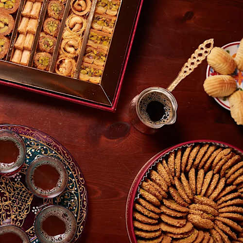 Due Tradizioni - Via Solari, Milano