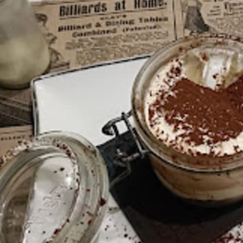 Bell'Hacienda, Versailles