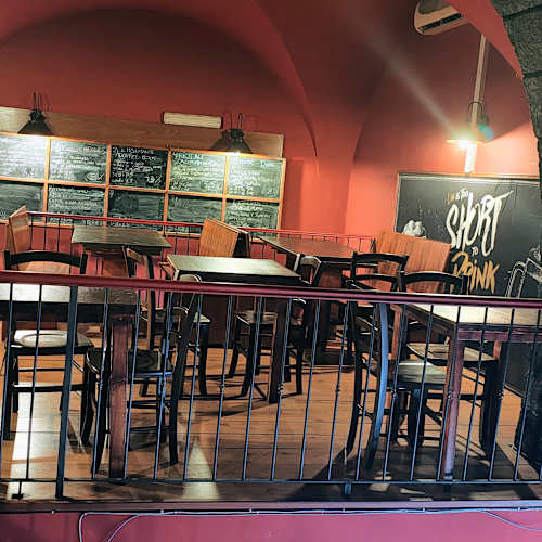 Etimué Pub, Acireale