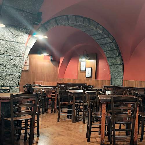 Etimué Pub, Acireale