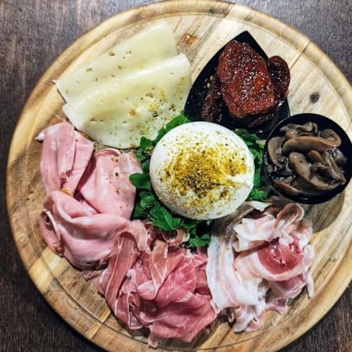 Etimué Pub, Acireale