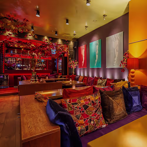 Surya Hilversum, Hilversum