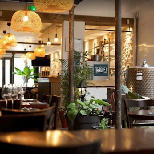 A taable, Crécy-la-Chapelle