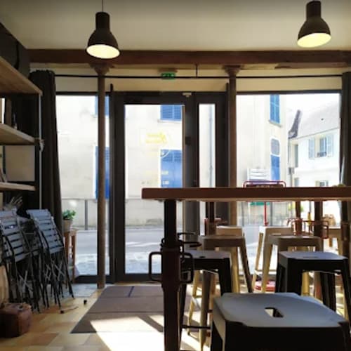 A taable, Crécy-la-Chapelle