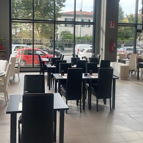 Phoenix Restaurant & Lounge Bar, Sesto San Giovanni