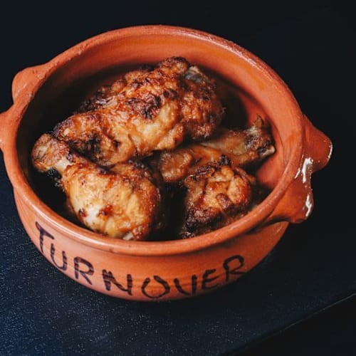 Turnover, Bari