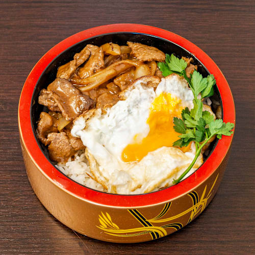 Nagoya, Lyon