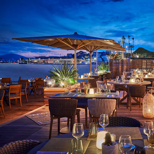 Mademoiselle Gray - Plage Barrière, Cannes
