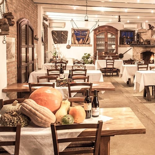 AGRITURISMO TORRAZZETTA - WINERY, Borgo Priolo