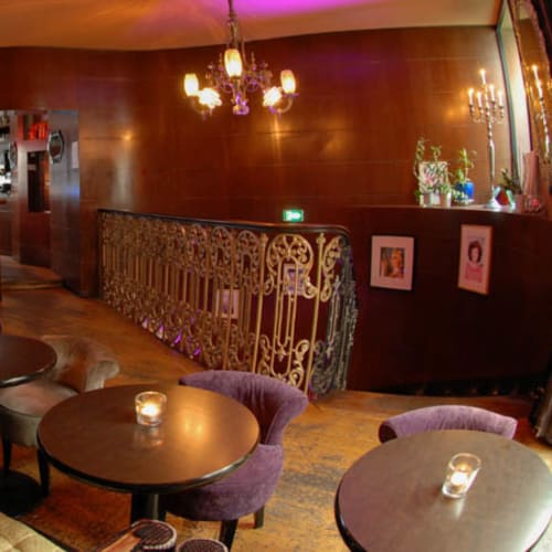 Le Biz, Paris