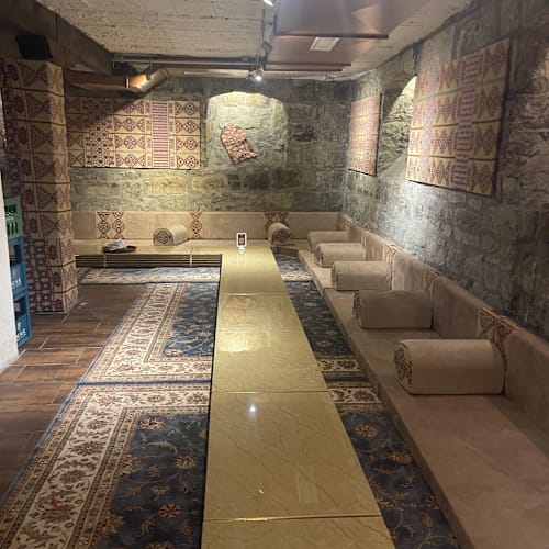 Carnivor du Centre, Genève