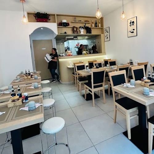 Panda noodles, Versailles