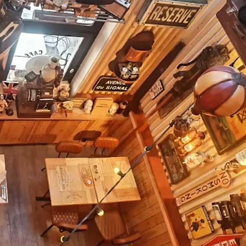 Mémé café, Waterloo