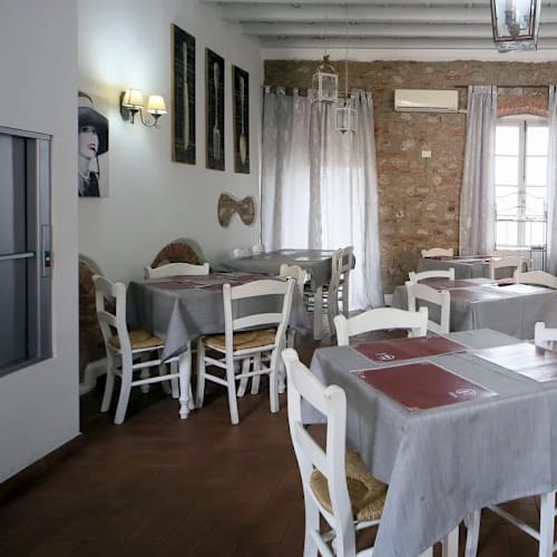 Ristorante Hiru Brescia, Brescia