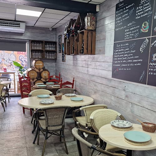  Bodeguita el Botellin Triana, Sevilla