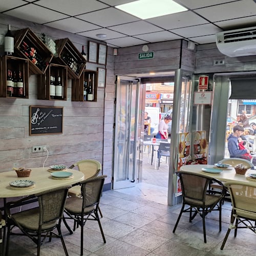  Bodeguita el Botellin Triana, Sevilla
