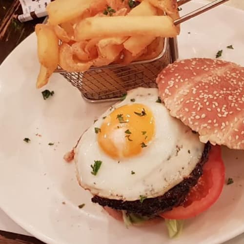 La Taverne de l'Olympia, Paris