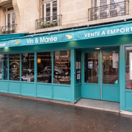 Vin et Marée - Suffren, Paris
