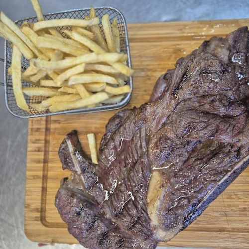 U Formiga - Churrasqueira, Lagoa