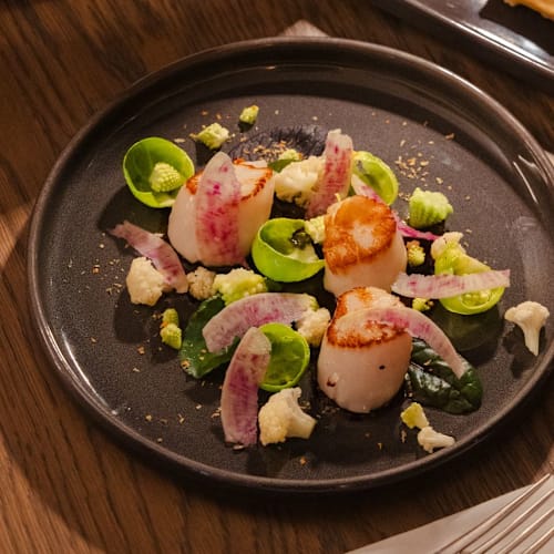 Mantel - Table 22, Cannes