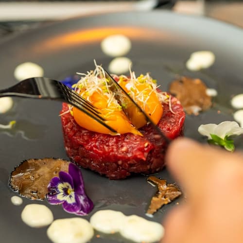 Mode' Food & Drink, Scerne