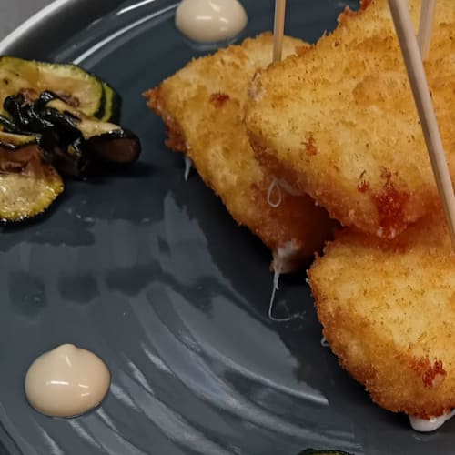 Mode' Food & Drink, Scerne