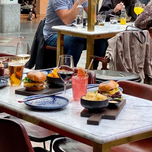 Sturebaren, Stockholm