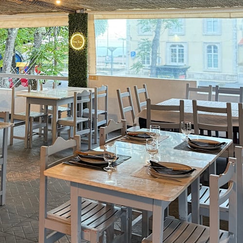 Caxias Terrace, Caxias