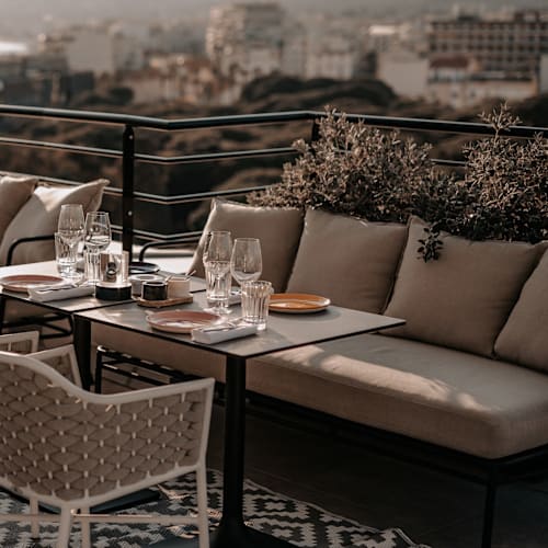 Quinto Cielo, Antibes