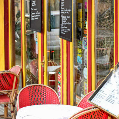 L'Iliade, Paris