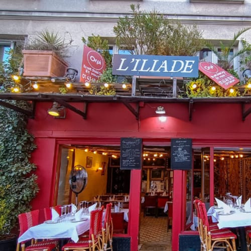 L'Iliade, Paris
