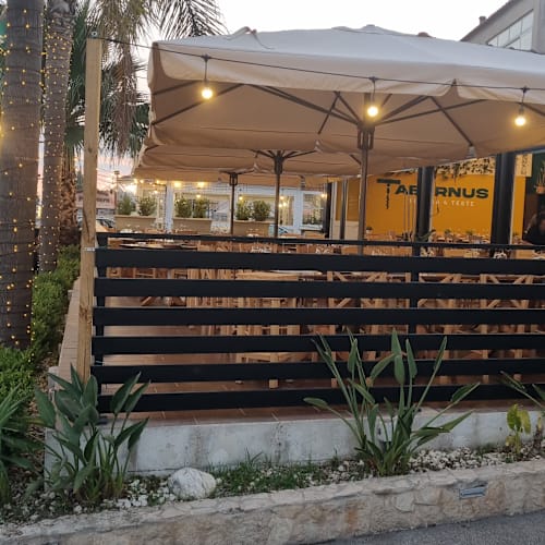 Tabernus Osteria 4 Teste, Varcaturo