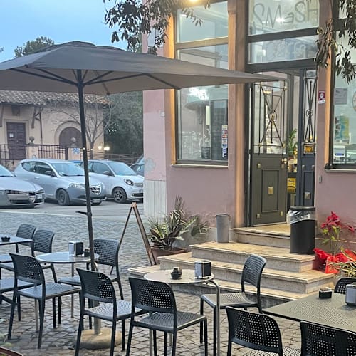 Smash Caffe, Roma