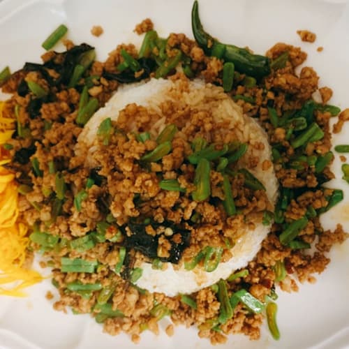 Chekiang Royal thai, Roma