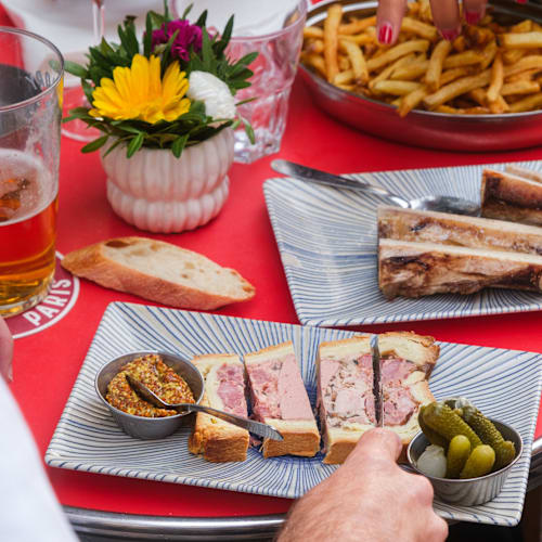 Aux Deux Ecus - Brasserie, Paris