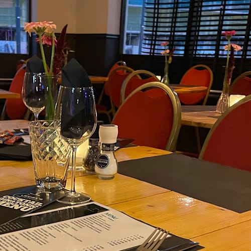 Oliveiras Restaurant Bar Lounge & Music, Rotterdam