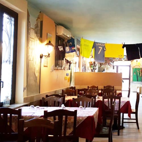 Spaccanapoli, Parona