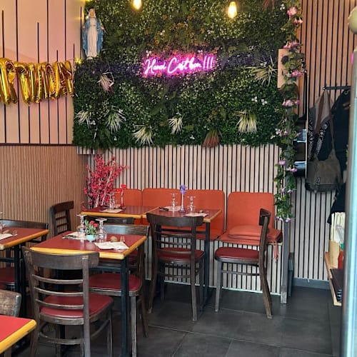 Ha Noi C'Bon, Paris