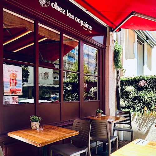 Chez les Copains, Carouge