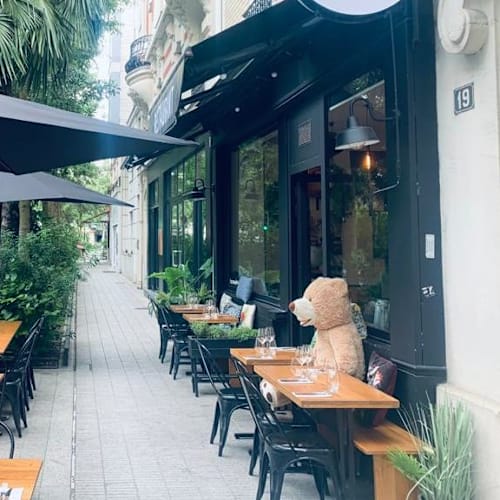 Chez toi, Levallois-Perret