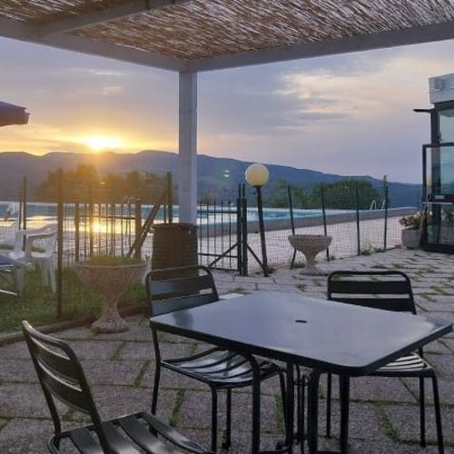 Palapa Village, d'enza
