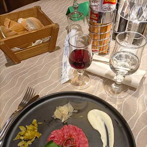 Oasi Verde, Prestine