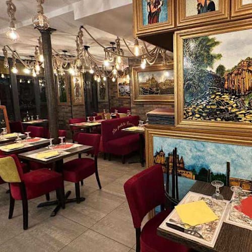 La Petite Comedie, Paris