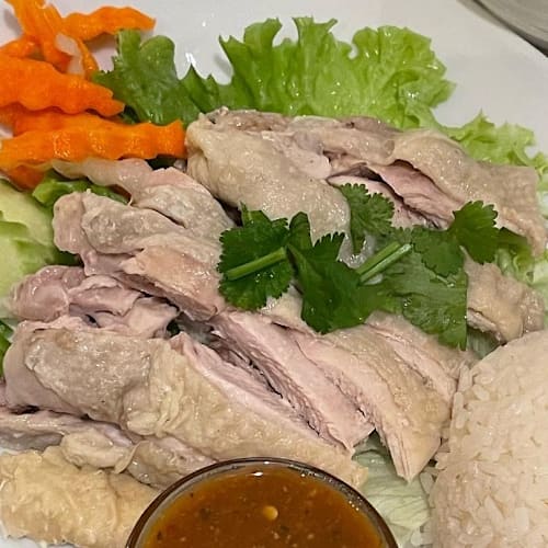 Thai Samut, Paris