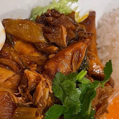 Thai Samut, Paris