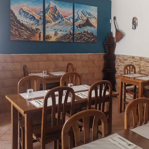 Mani's , Faro