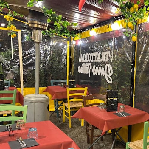 Donna Tuttina, Napoli