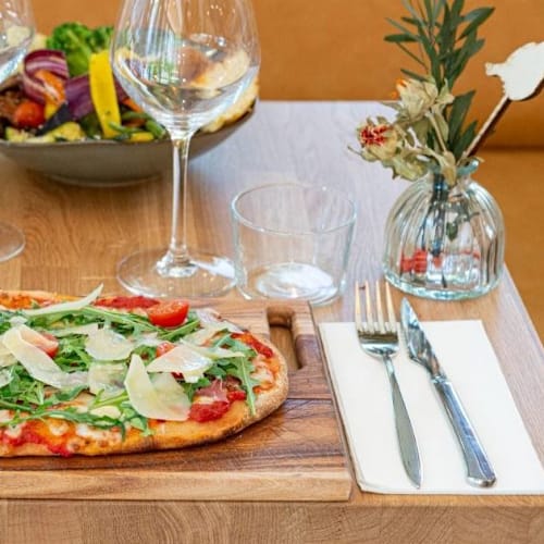 Gigi de Clichy, Clichy