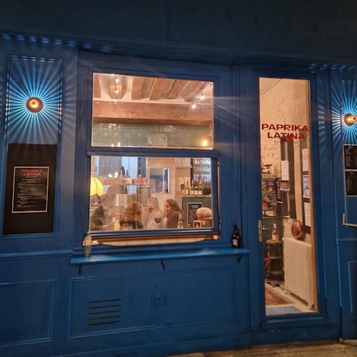Paprika Latina, Paris