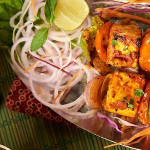 New Delhi Indian Tandoori Restaurant, Porches